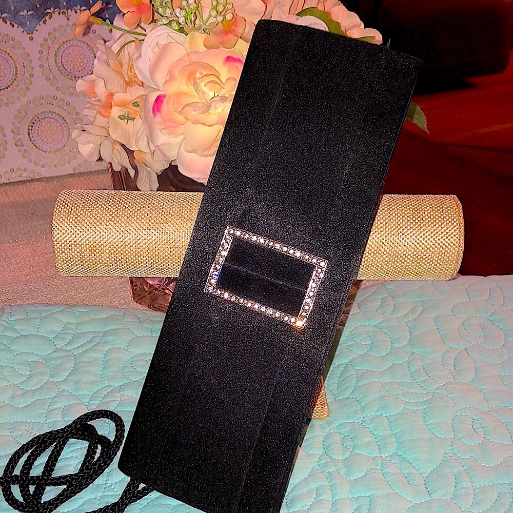 SATIN DRESSY CLUTCH